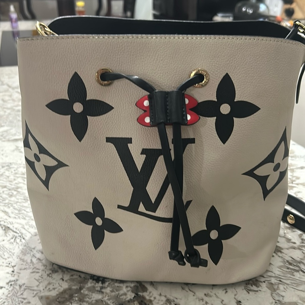 Unbranded bucket bag